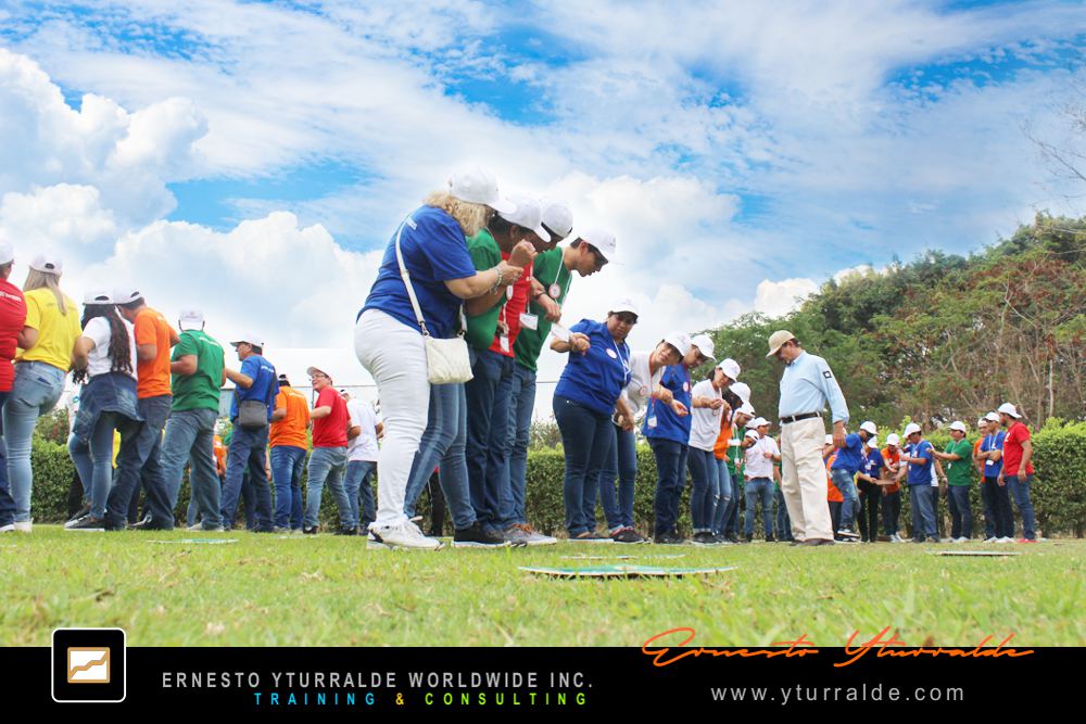 Honduras Team Building y Talleres de Cuerdas con Ernesto Yturralde